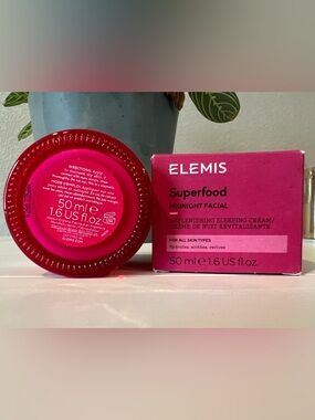 New in Box- ELEMIS Superfood Midnight Facial